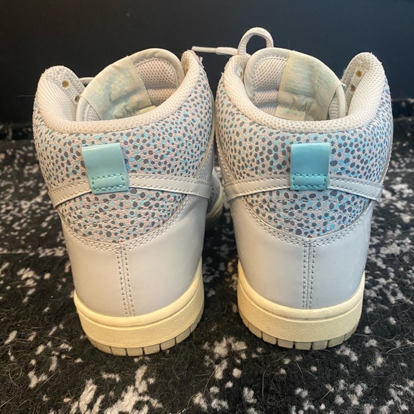 Nike Dunk High Skinny Glacier Ice Polka Dot - Picture 2 of 7